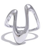 Premium stainless steel ring with platinum plating