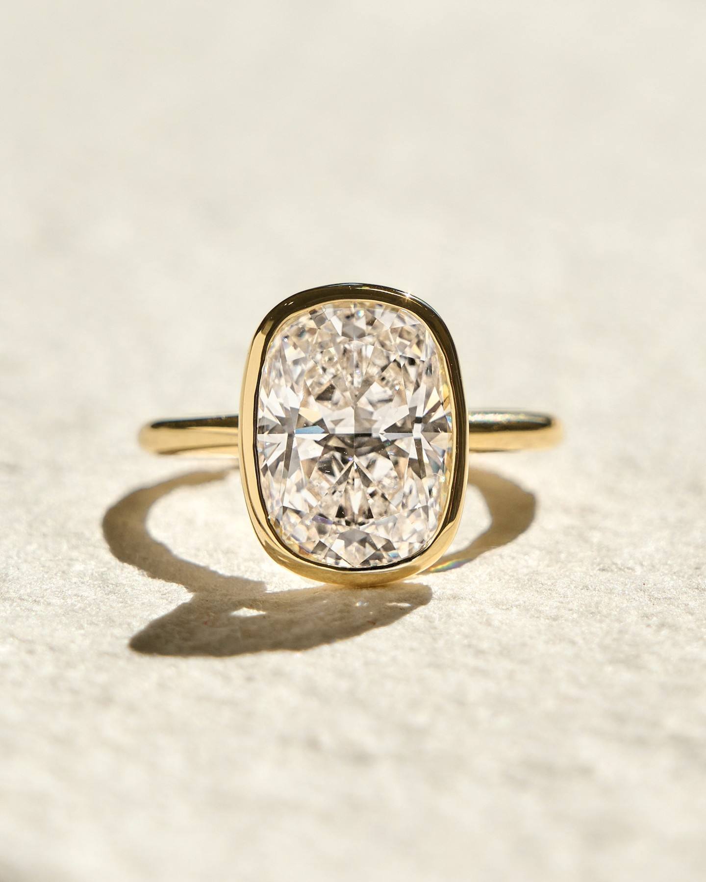 IGI Certified Cushion-Radiant Cut VS2 Lab Diamond Ring (1–3 ct) in Solid Gold 10K–18K or 925 Sterling Silver