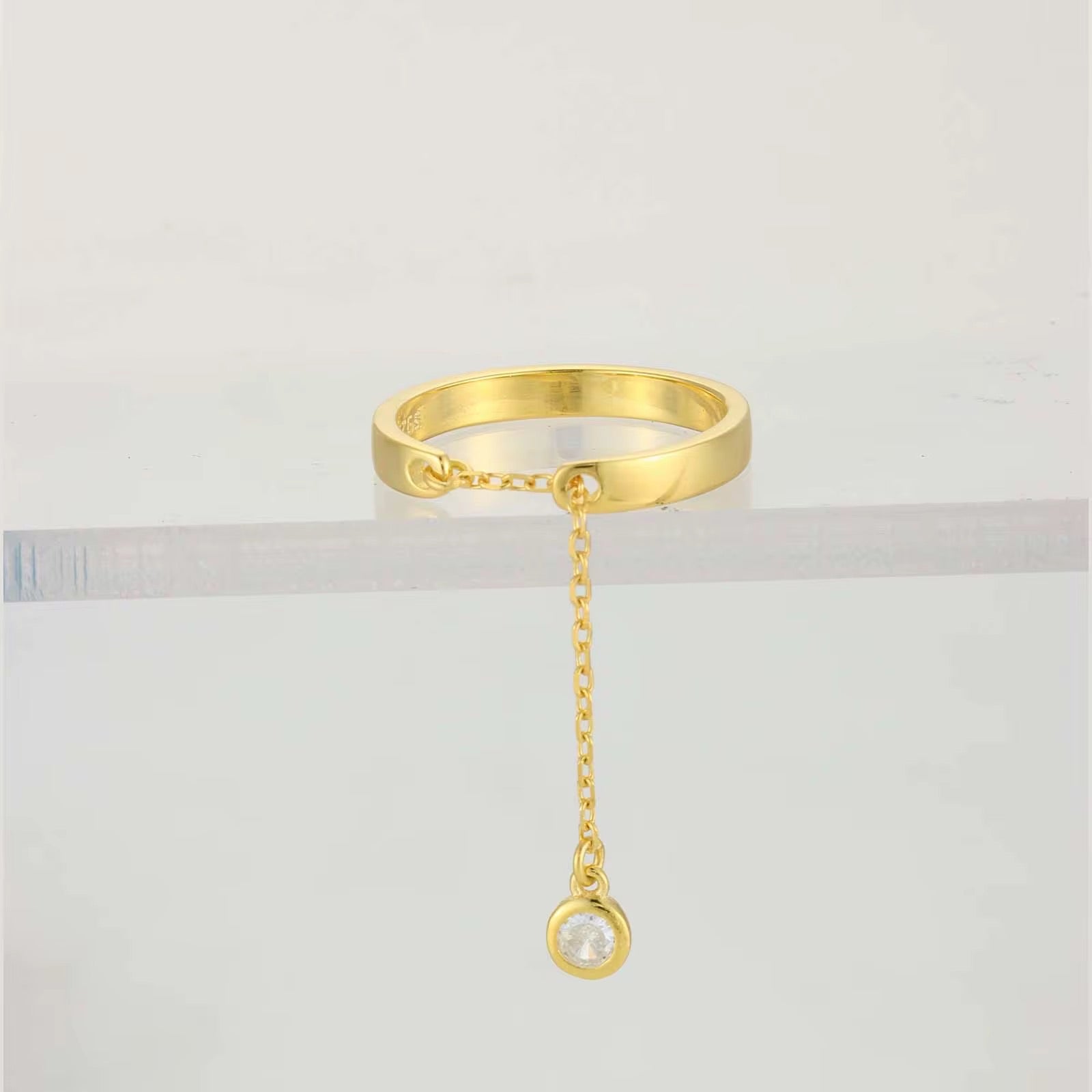 Silver Floating Solitaire Chain Ring – Gold Plated