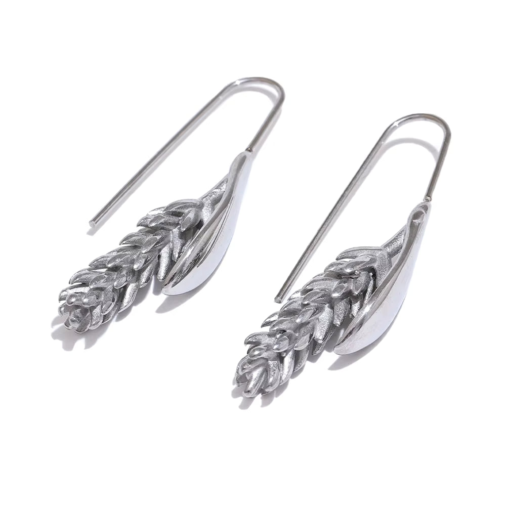 Premium stainless steel earrings finished with platinum plating.