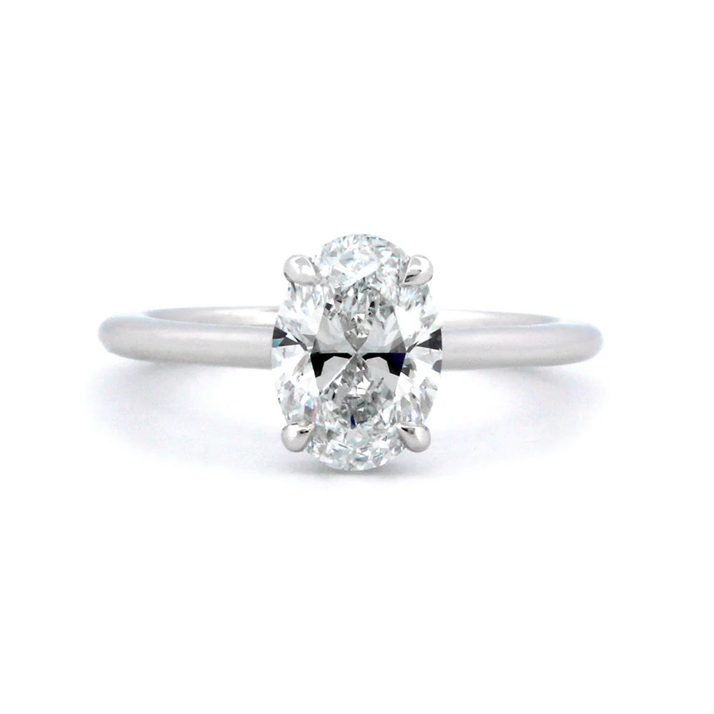 Majestic Solitaire 3 Carat Oval Moissanite Ring | D Color, VVS Clarity, Platinum-Plated Sterling Silver