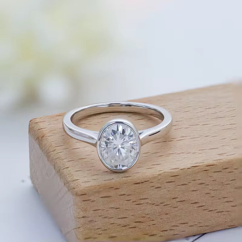 IGI Certified Oval Cut VS2 Lab Diamond Ring (1–3 ct) in Solid Gold 10K–18K or 925 Sterling Silver