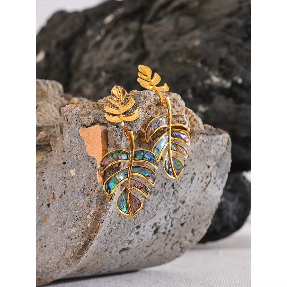 Premium stainless steel earrings finished with 18k gold plating