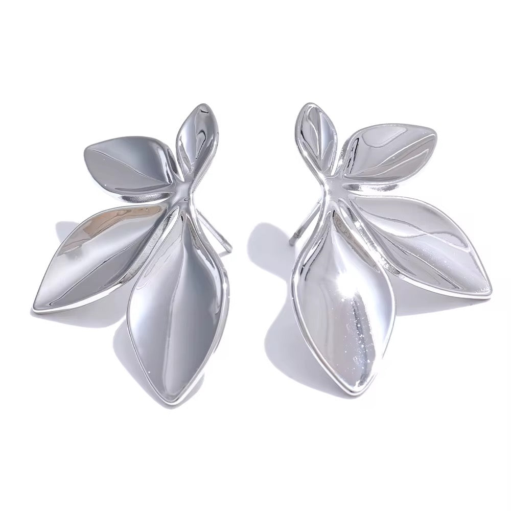 Premium stainless steel earrings with platinum plating