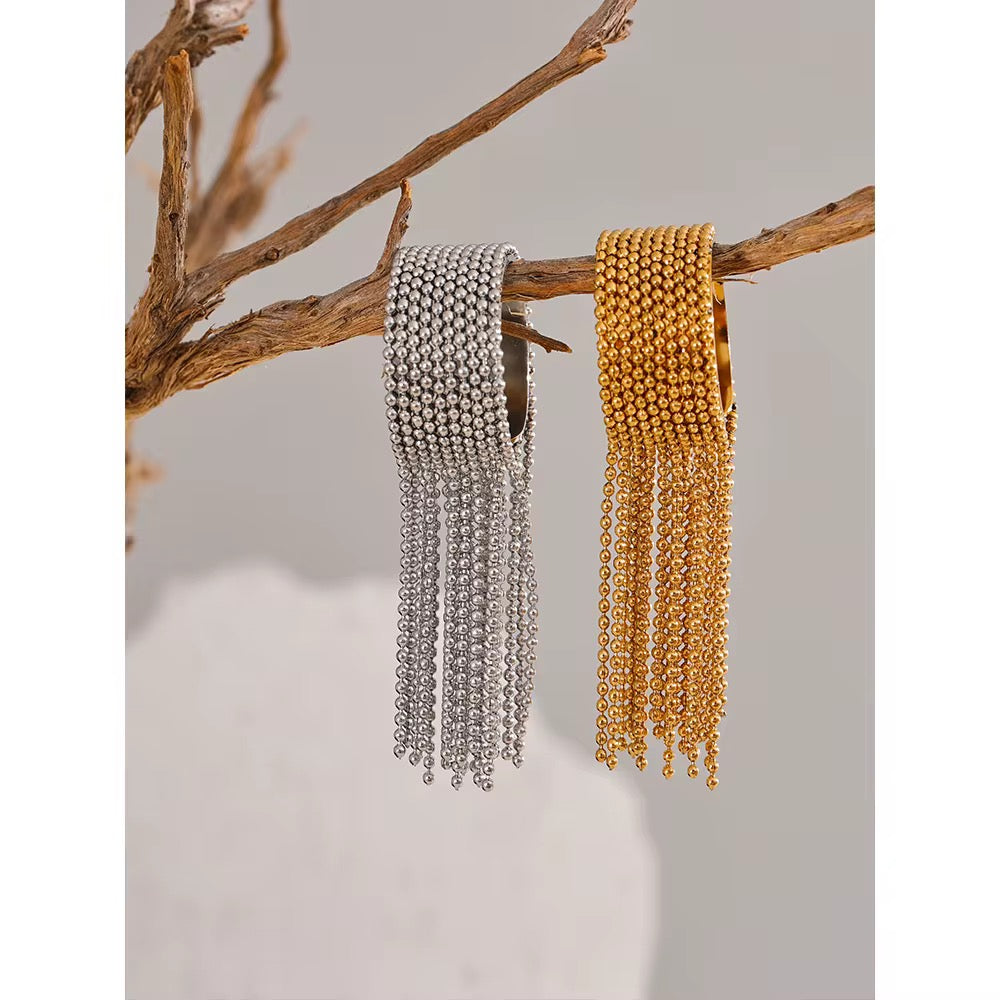 Premium stainless steel ring finished with 18k gold plating