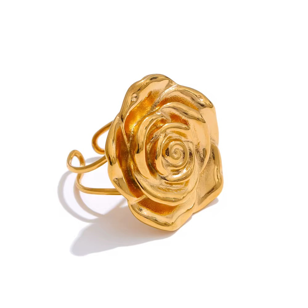 Premium stainless steel ring finished with 18k gold plating