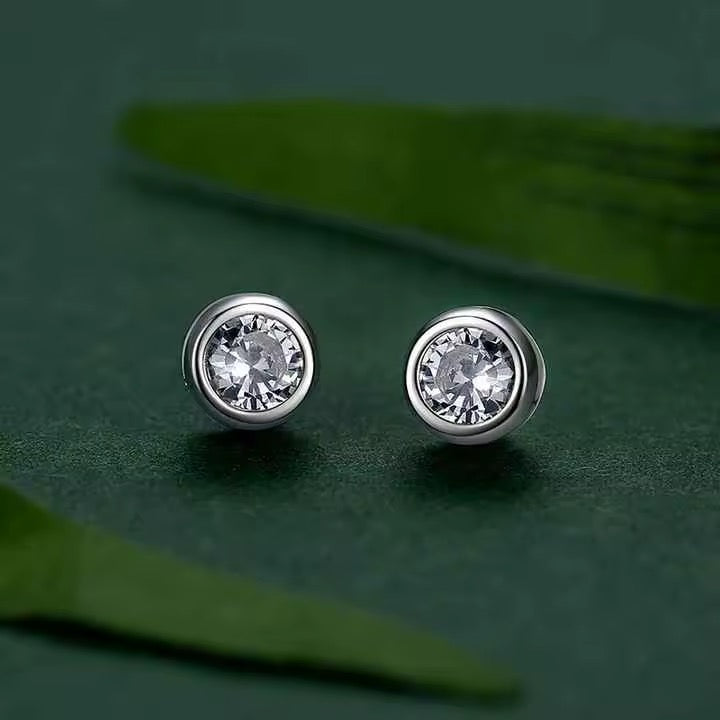 Rhodium-plated silver earrings with zircon stones