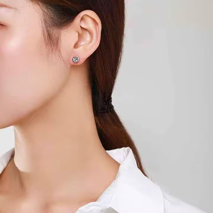 Rhodium-plated silver earrings with zircon stones