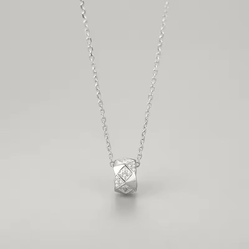 Rhodium-plated silver necklace with zircon stones
