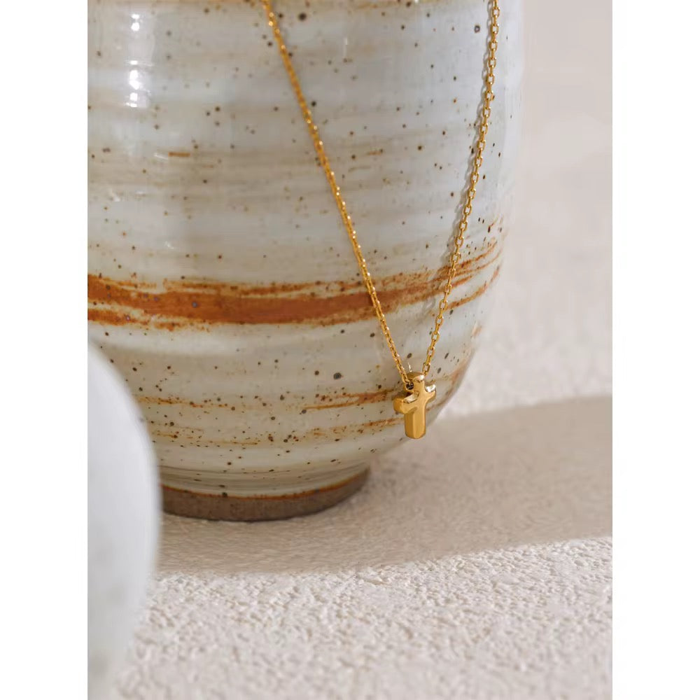 Premium stainless steel necklace finished with 18k gold plating