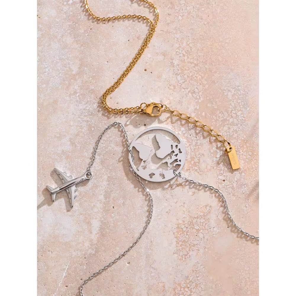 Premium stainless steel necklace finished with platinum plating